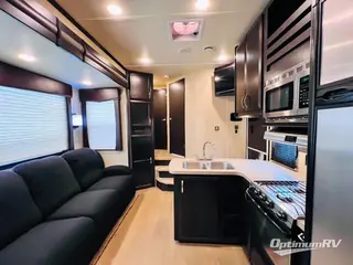 2016 Dutchmen Triton 3451 RV Photo 3