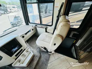 2019 Newmar Bay Star 3226 RV Photo 2