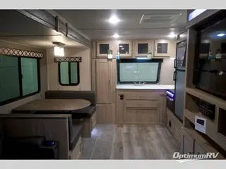 2020 Coachmen Freedom Express Ultra Lite 259FKDS RV Photo 3