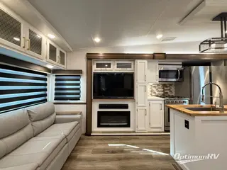 2021 Prime Time Crusader 382MBH RV Photo 2