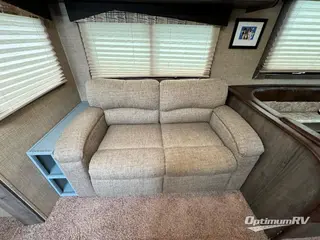 2015 Dutchmen Kodiak Express 264RLSL RV Photo 3