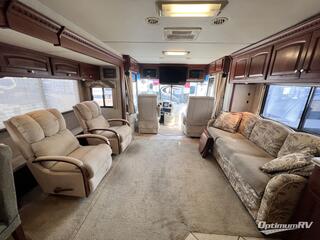 2005 Mandalay Luxury Division Mandalay Class A 40B RV Photo 2