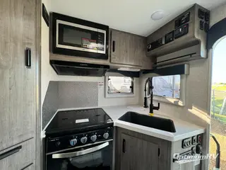 2024 Lance Lance Truck Campers 975 RV Photo 3