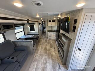 2024 Palomino Puma 29BHQB RV Photo 2