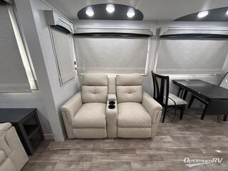 2025 CrossRoads Redwood 3721FDB RV Photo 4