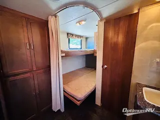 2015 Keystone Summerland 2800BHGS RV Photo 3