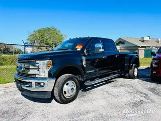 2019 Ford Ford F350 RV Photo 3