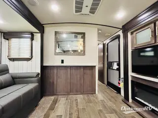 2019 CrossRoads Sunset Trail Super Lite SS285CK RV Photo 3