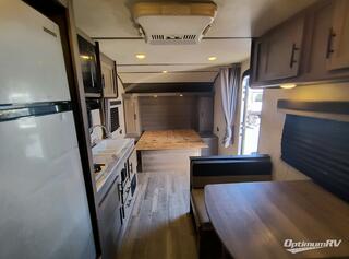 2022 Gulf Stream Kingsport Ultra Lite 248BH RV Photo 3