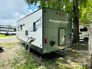 2021 Keystone Passport SL 219BH RV Photo 3