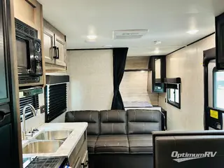 2022 Jayco Jay Flight SLX 8 264BH RV Photo 2