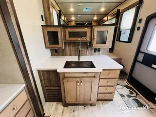 2019 Keystone Sprinter Limited M-3341 FWFLS RV Photo 3