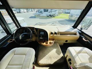 2014 Itasca Suncruiser 37F RV Photo 2