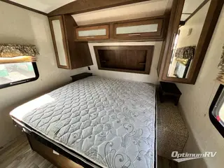 2018 Keystone Cougar X-Lite M-29 BHS RV Photo 4