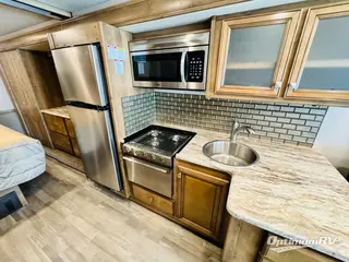 2020 Holiday Rambler Admiral 29M RV Photo 3