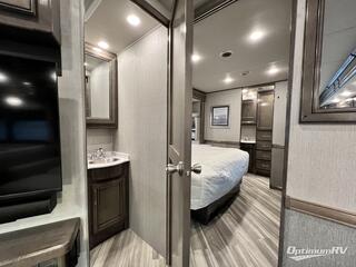 2023 Holiday Rambler Vacationer 35K RV Photo 3