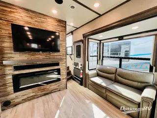 2022 Grand Design Solitude 390RK RV Photo 4