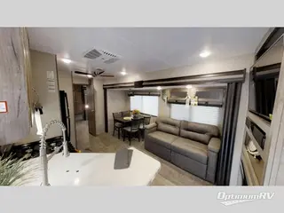 2020 Palomino Puma Destination 39PQB RV Photo 2