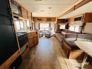 2017 Coachmen Apex Ultra-Lite 279RLSS RV Photo 2