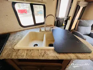 2017 Coachmen Apex Ultra-Lite 279RLSS RV Photo 3