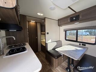 2018 Chinook Dream 175BH RV Photo 4