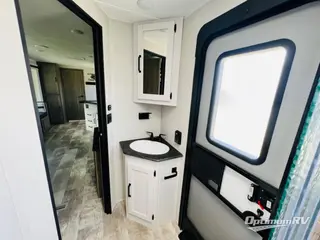 2024 Palomino Puma 28DBFQ RV Photo 4