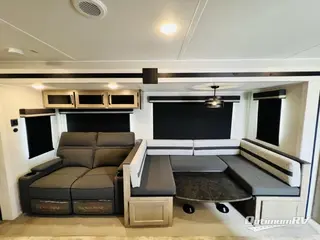 2024 Palomino Puma 28DBFQ RV Photo 3