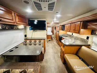 2018 Winnebago Vista 29VE RV Photo 2