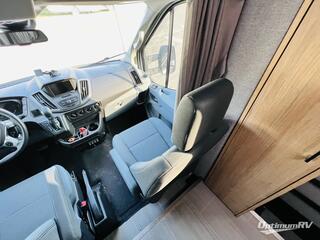 2019 Leisure Travel Wonder 24MB RV Photo 2