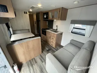 2022 Prime Time Avenger 26BK RV Photo 2