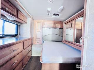 2014 Winnebago Vista 27N RV Photo 4