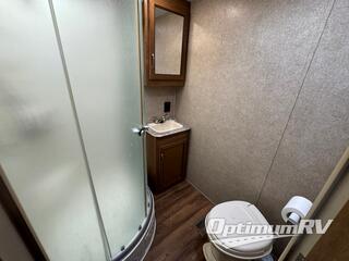 2018 Coachmen Catalina Legacy 293RLDS RV Photo 4