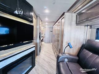 2019 Holiday Rambler Vacationer 36F RV Photo 3