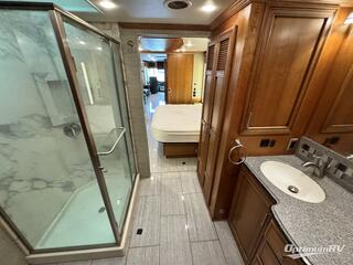 2016 Newmar Ventana 4369 RV Photo 4