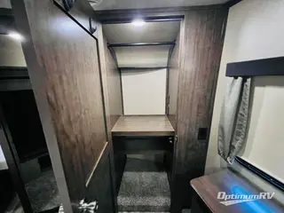 2019 Grand Design Solitude 375RES RV Photo 4