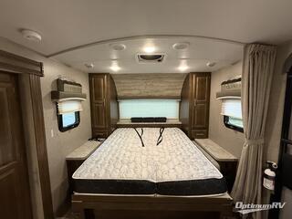 2019 Forest River Rockwood Mini Lite 2104S RV Photo 3