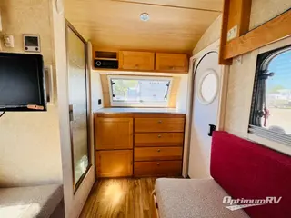 2019 nuCamp TAB 320 S RV Photo 2