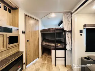 2024 Palomino Puma 28DBFQ RV Photo 3