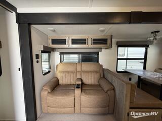 2025 Palomino Puma 337BH RV Photo 2