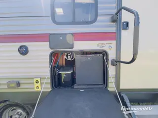 2018 Forest River Cherokee Grey Wolf 274DBH RV Photo 4