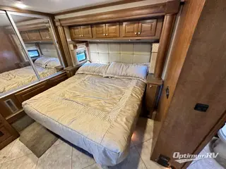 2014 Thor Tuscany XTE 40GQ RV Photo 4