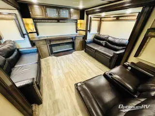 2019 Grand Design Solitude 375RES RV Photo 2