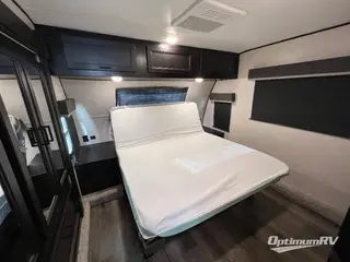 2021 Highland Ridge Roamer RF354MBH RV Photo 4