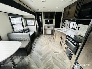 2022 Olympia Olympia 26BHS RV Photo 2