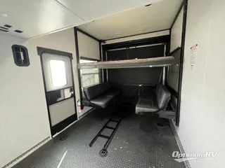 2022 Heartland Gravity 3640 RV Photo 4