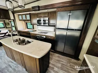 2020 Grand Design Solitude 310GK RV Photo 3