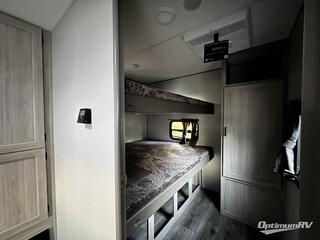 2025 Coachmen Catalina Legacy Edition 293TQBSCK RV Photo 4