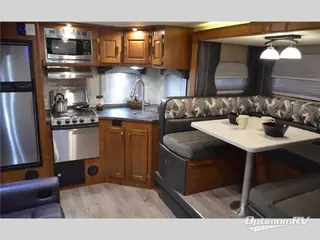 2018 Lance Lance Travel Trailers 2285 RV Photo 3