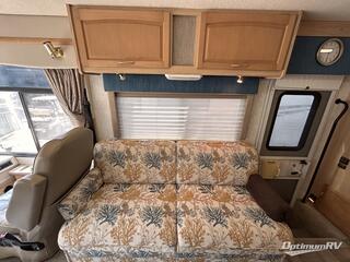 2005 Itasca Sunrise 31W RV Photo 4