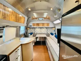 2009 Airstream International Ocean Breeze 27 FB RV Photo 2